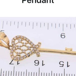 14k fancy gold key pendant